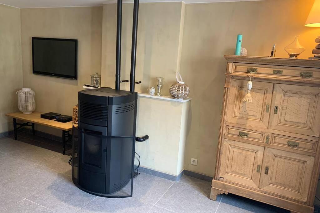 Au Bord Du Ny Villa Hotton Eksteriør billede